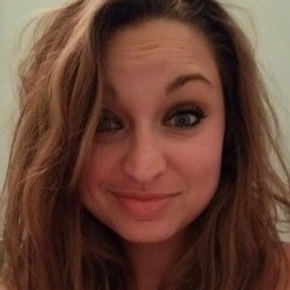 Meet your Posher, Samantha - Picture 1 of 1